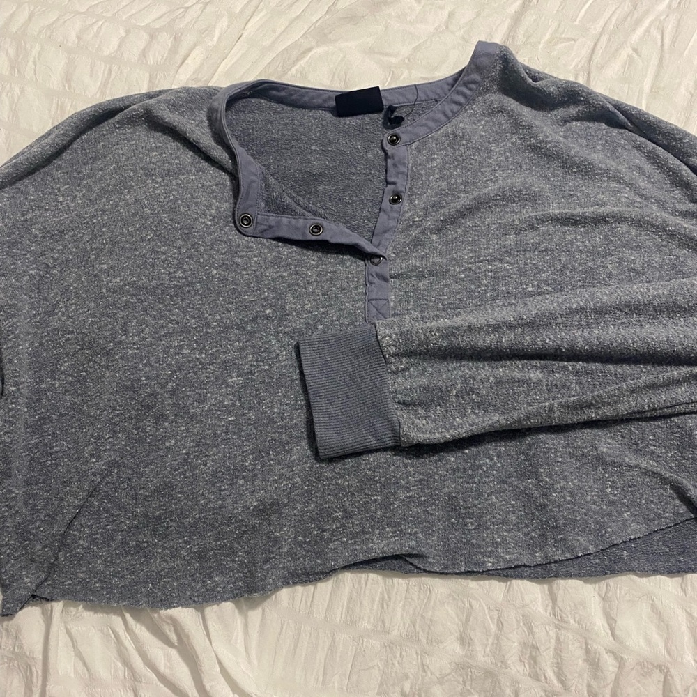 Urban outfitters blue long sleeve cropped shirt